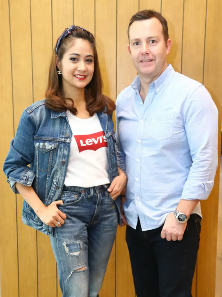 มร.ปีเตอร์ ฮอร์นบี รองประธานกรรมการ กลุ่ม...