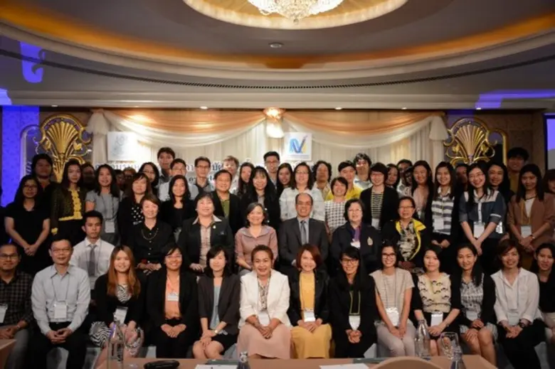 ดร.นพ.จรุง เมืองชนะ ผอ.สถาบันวัคซีนแห่งชาติฯ ร่วมกั...