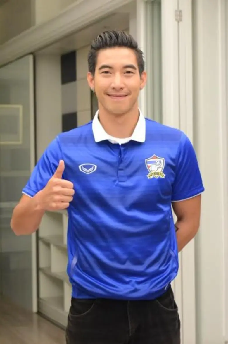 “โตโน่” ชวนคนไทยส่งใจเชียร์ “ทีมชาติไทย” ฟุตบอลนัดประวัติศาสตร์ “อิรัก-ไทย”