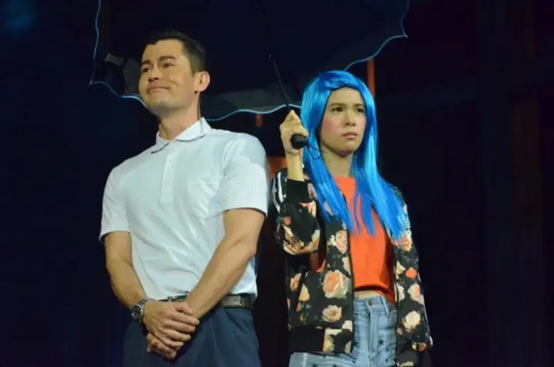 นั่งปาดน้ำตาทั้งโรงละคร "เมืองไทยรัชดาลัย...