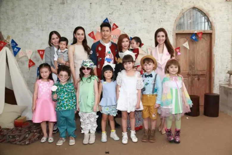 พระเอกหนุ่มหล่อ ติ๊ก-เจษฎาภรณ์ ผลดี ควงภร...