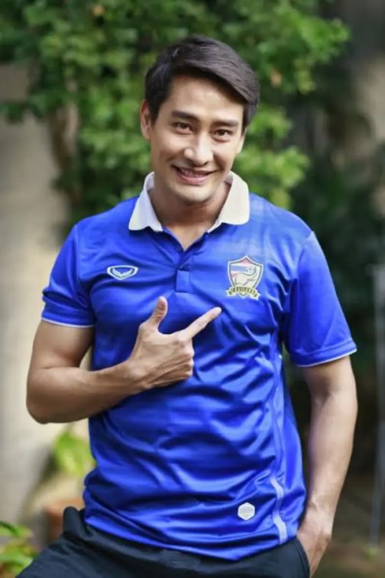 “ป้อง” ชวน “คนไทย” ส่งแรงเชียร์!! ฟุตบอลนัดประวัติศาสตร์ “อิรัก-ไทย”