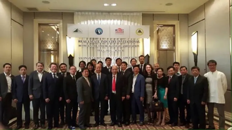 สมาคมการขายและการตลาดอสังหาริมทรัพย์ ร่วม...