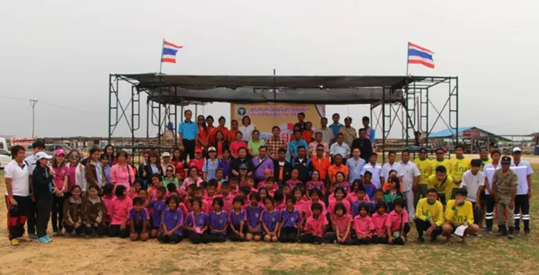 สคร.10 อุบลฯ รณรงค์ป้องกันเด็กจมน้ำที่ หาดพัทยาน้อย