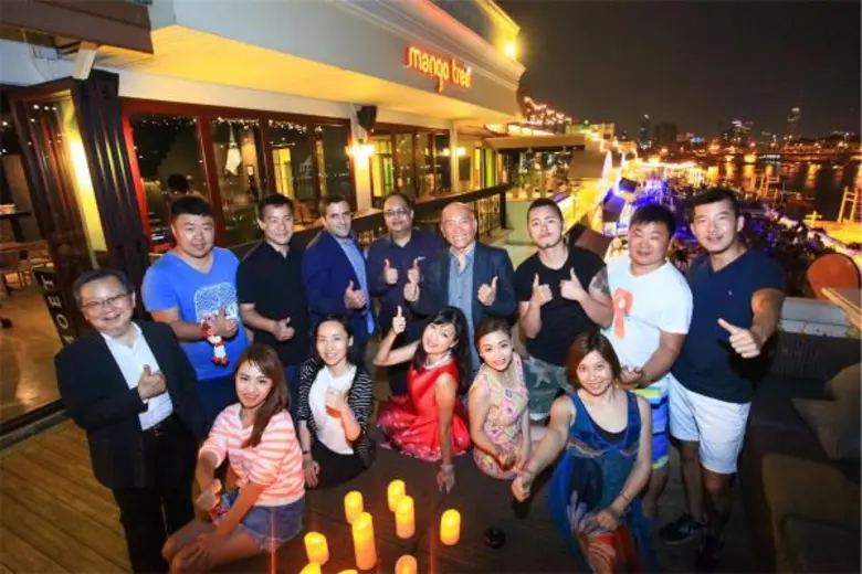 นายพิทยา พันธุ์เพ็ญโสภณ (แถวหลังที่ 4 จาก...