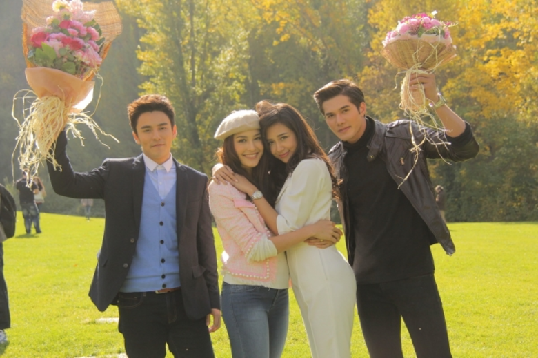 'ไฟรักเกมร้อน’ จับ 'ธันวา’ เปิดซิงนางเอก 'แซมมี่’บินถ่ายทำฉากสวีทหวานกลางเมืองสเปนทำฝรั่งมองเขินมดขึ้นตาไปตามกัน