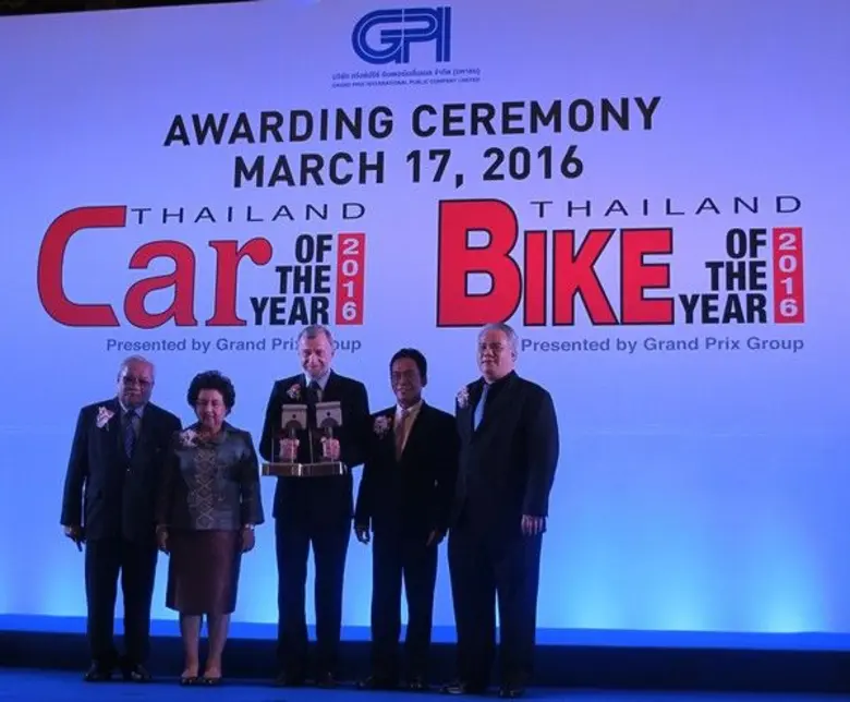 Porsche Won Two Winner Awards from “Car of the Year 2016”