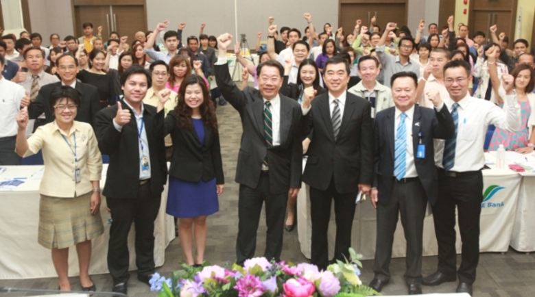 นายมงคล ลีลาธรรม กรรมการผู้จัดการ เอสเอ็ม...