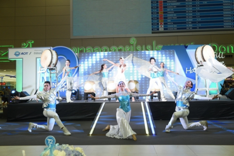 จอย - กันต์ ควงคู่ร่วมพิธีเปิดอาคารผู้โดยสารภายในประเทศ อาคาร 2 ท่าอากาศยานดอนเมืองอย่างเป็นทางการ