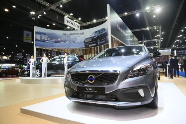 “วอลโว่” ให้ครบ ปลอดดาวน์ ปลอดดอก ปลอดภัย ในงาน “มอเตอร์โชว์ 2016” ดาวน์ 0% ดอกเบี้ย 0% นำทัพด้วย XC90 ชูนวัตกรรมความปลอดภัยรายแรกของโลก! และ V40 Cross Country D4 ใหม่ เร้าใจทุกเส้นทาง