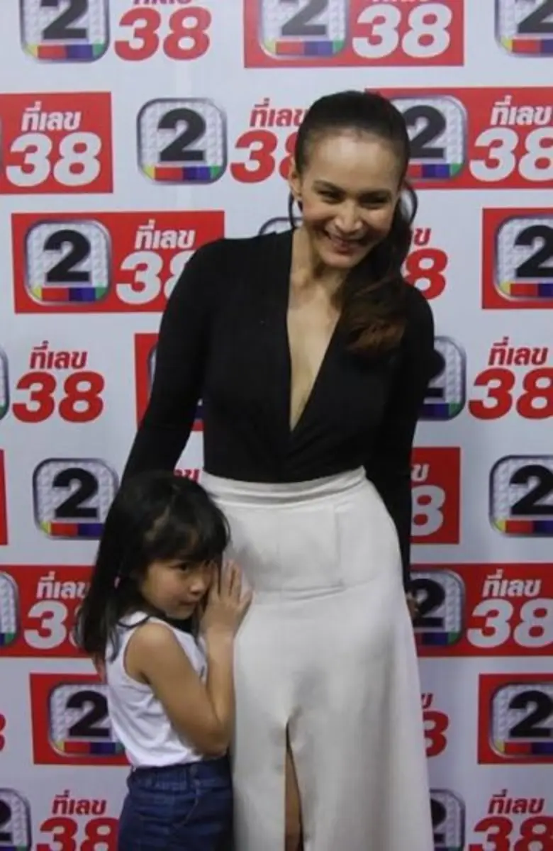 “เอ-อัญชลี” ทำทุกอย่างเพื่อ “ลูก” ลั่น! “แม่เลี้ยงเดียว” ห้ามเจ็บ ห้ามตาย