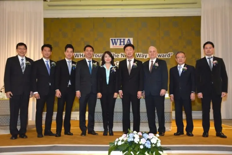 นพ. สมยศ อนันตประยูร ประธานกรรมการและประธ...