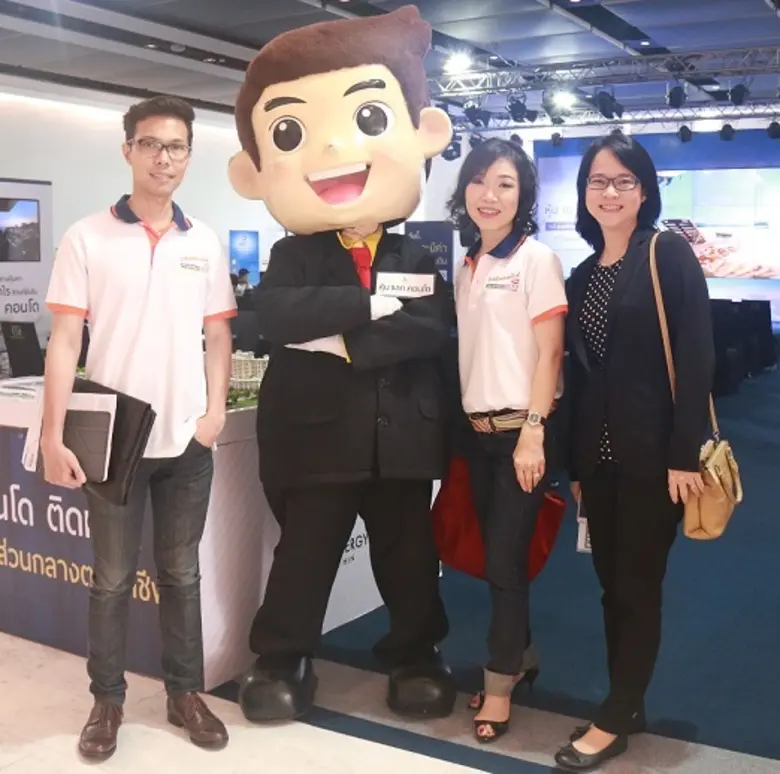 บมจ.หลักทรัพย์ ฟินันเซีย ไซรัส นำโดย นางส...