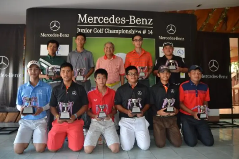 “ชนินท์ ทองไพจิตร” ทำโฮลอินวัน ในกอล์ฟเมอร์เซเดส-เบนซ์ สนามที่ 5