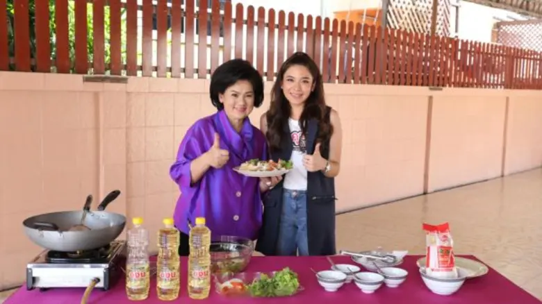 ทีวีไกด์: รายการ “คุณนายจ่ายตลาด” “น้ำหวาน” ควง “คุณนายพลอยชมพู” เข้าครัวปรุงเมนูเด็ด “ยำใหญ่ทอด”