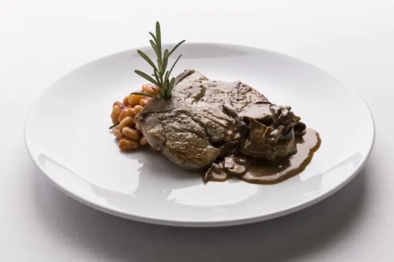 ห้องอาหารเลอ มาแรงน์, โรงแรมเคป ราชา ศรีร...