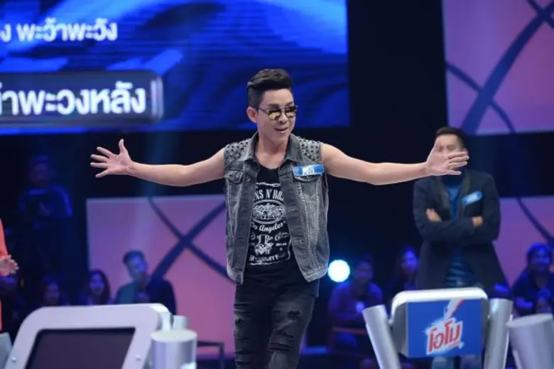 ทีวีไกด์: รายการ "ตกสิบหยิบล้าน STILL STANDING THAILAND" “โจ๊ก - กรภพ” โชว์ภูมิวิถีบร๊ะเจ้า!!! ปราบเซียนบนที่สูง