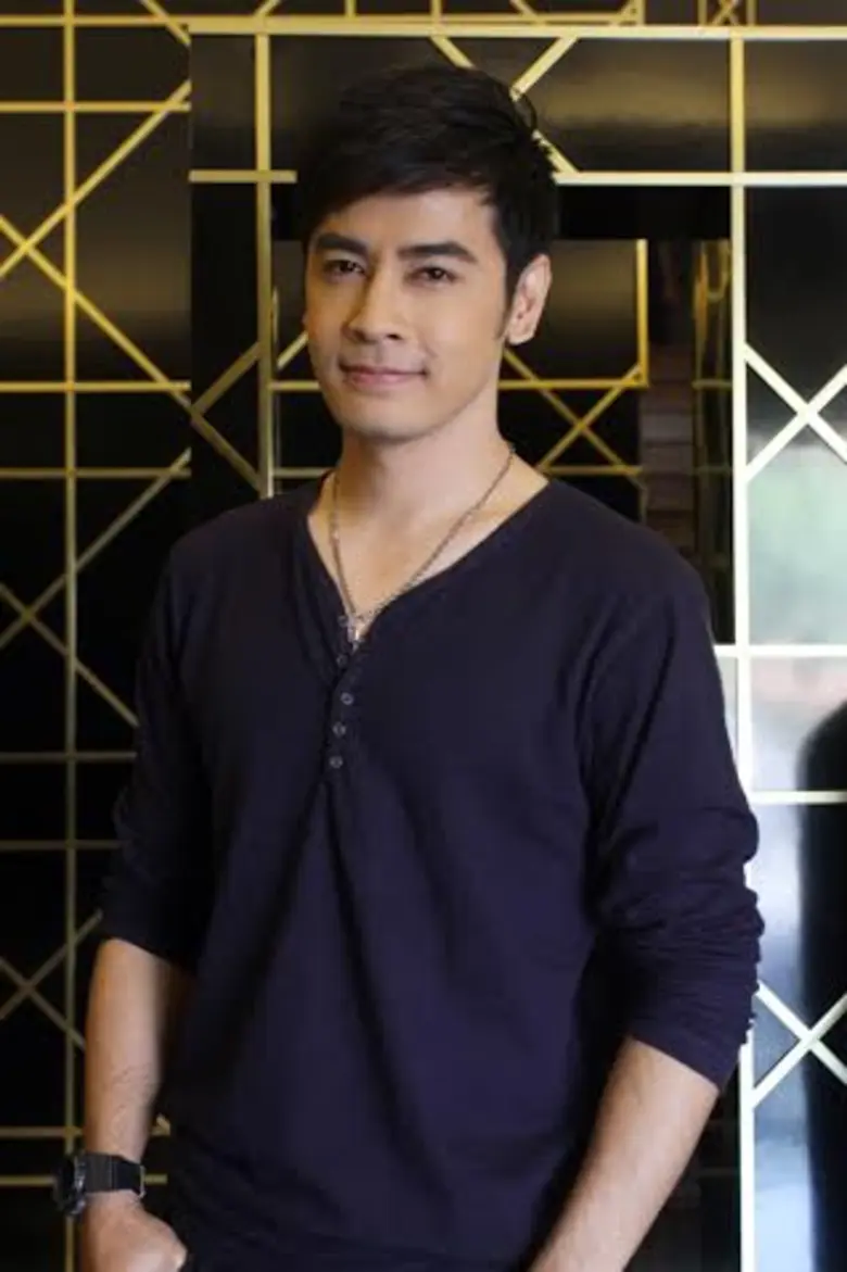 แว่วมาว่าพระเอก หนุ่ม "ออย-ธนา สุทธิกมล" ...