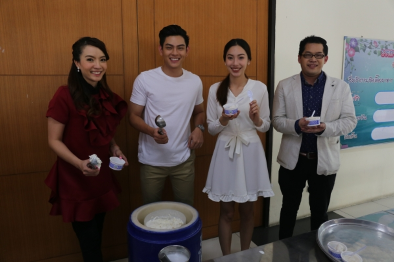 เอี๊ยง – หลี่แช นำทีมช่อง 8  ปันสุขสถานสงเคราะห์เด็กหญิงบ้านราชวิถี