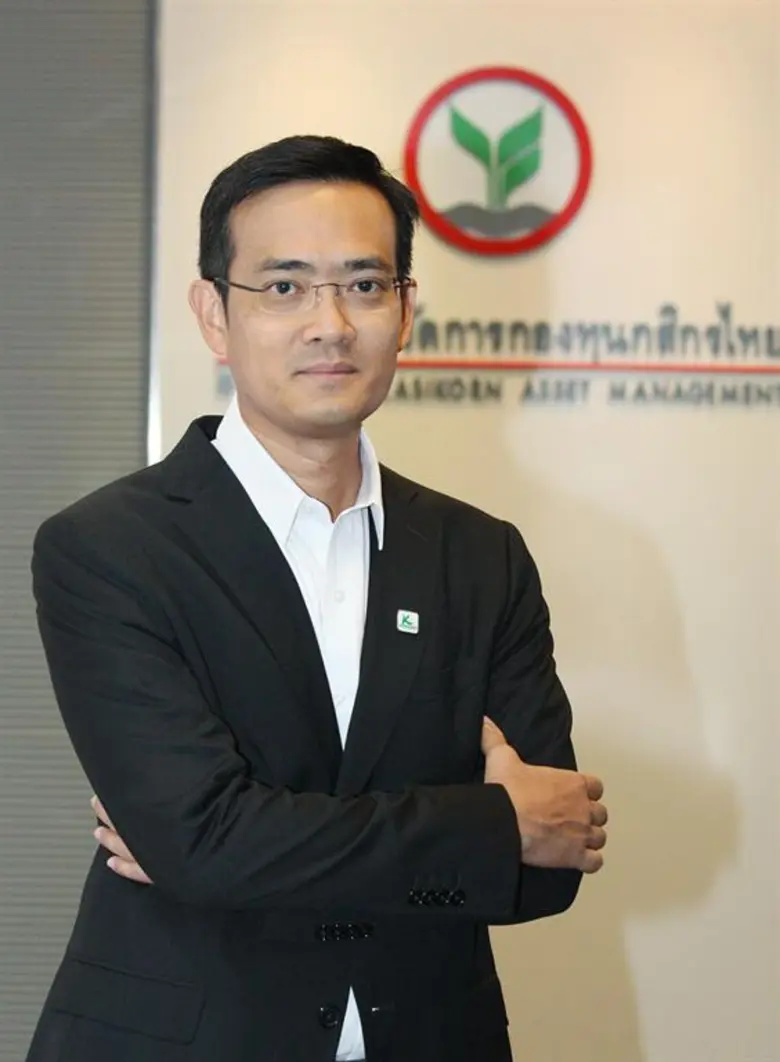 นายนาวิน อินทรสมบัติ รองกรรมการผู้จัดการ ...