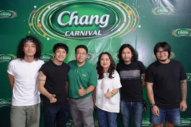 คุณธนภัทร พิพิธปรีชา ผจก.ภาคการขาย บริษัท...