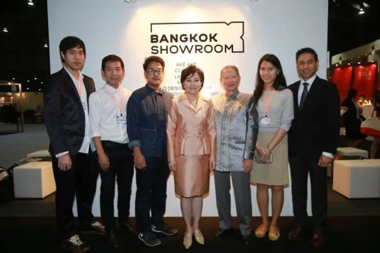 นายเกษม พิพัฒน์เสรีธรรม ที่ปรึกษา ผอ. สสว. (ที่ 4 จ...