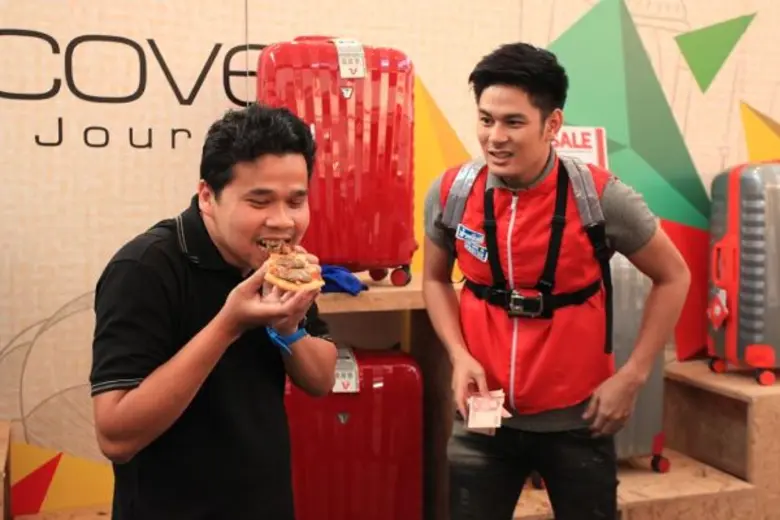 ทีวีไกด์: รายการ "ช่วยฉันที Do Me A Favor (ดูมีอะเฟเวอร์)" “เต็งหนึ่ง – ไม้” สลัดความหล่อ ดวลภารกิจ เมนูพิสดาร!!!