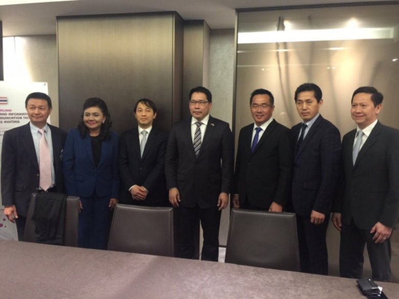 ดร.อาห์น แซง จุน (ที่ 3 จากซ้าย) ประธานเจ...