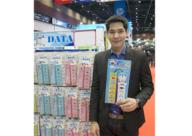 อภิสฤษฎิ์ นิรุชทรัพย์รดา ผู้บริหารหนุ่มไฟ...