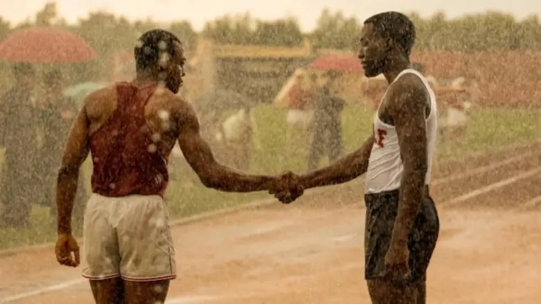 Movie Guide: 'สเตฟาน เจมส์' ทุ่มสุดชีวิตฟิตหุ่นรับบท 'เจสซี่ โอเว่นส์' เจ้าของสถิติโลกนักวิ่งผิวดำคนแรก ผู้กล้าท้าทายฮิตเลอร์ใน "RACE ต้องกล้าวิ่ง"