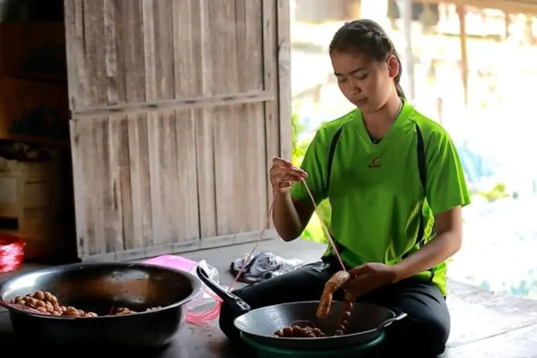 ทีวีไกด์: รายการ “สานรักคนเก่ง หัวใจแกร่ง” ออกอากาศวันเสาร์ที่ 2 เมษายน 2559