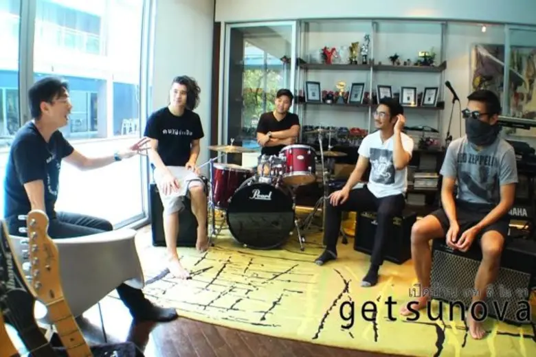 ที่นี่หมอชิตวันอาทิตย์นี้กับเรื่องราวของส...