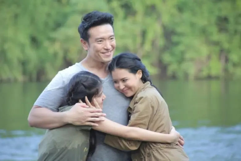 ทีวีไกด์: เรื่องย่อตอนละคร วัยแสบสาแหรกขาด ออกอากาศวันที่ 1-3 เมษายน 2559 เวลา 20.20 น. ช่อง 3