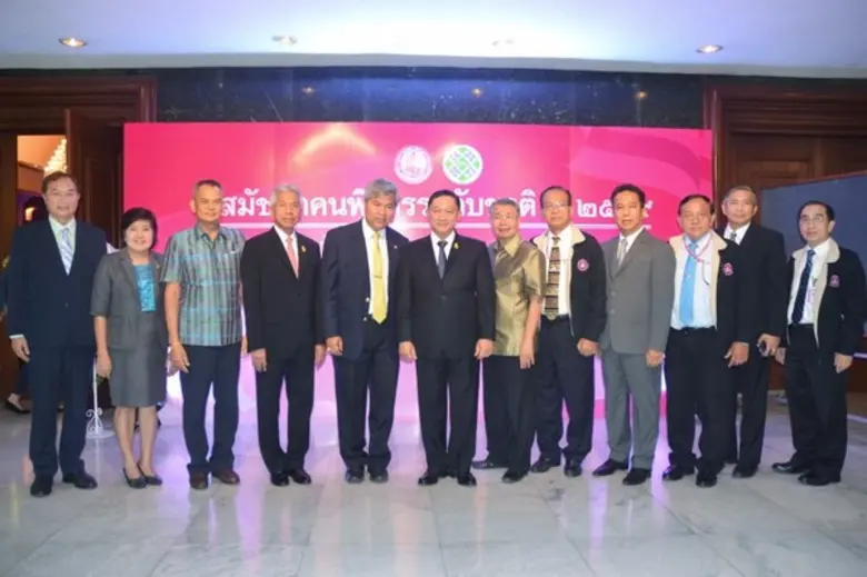 พลตำรวจเอก อดุลย์ แสงสิงแก้ว รัฐมนตรีว่าก...