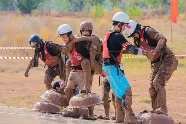 เตรียมบุกถล่มปราสาททาเคชิไปพร้อมกับ 12 ผู...