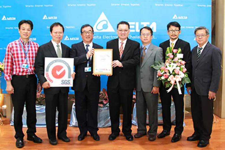 คุณจิโรจ ณ นคร กรรมการผู้จัดการ บริษัท เอ...