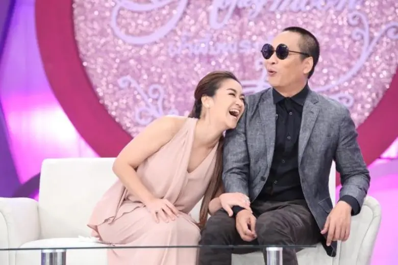 ทีวีไกด์: รายการ “น้ำผึ้งพระจันทร์” “เปิ้ล - นาคร” ควง “จูน – กษมา” เผยเรื่องลับความรักสุดหรรษา แบบฉบับ “ครอบครัวศิลาชัย”