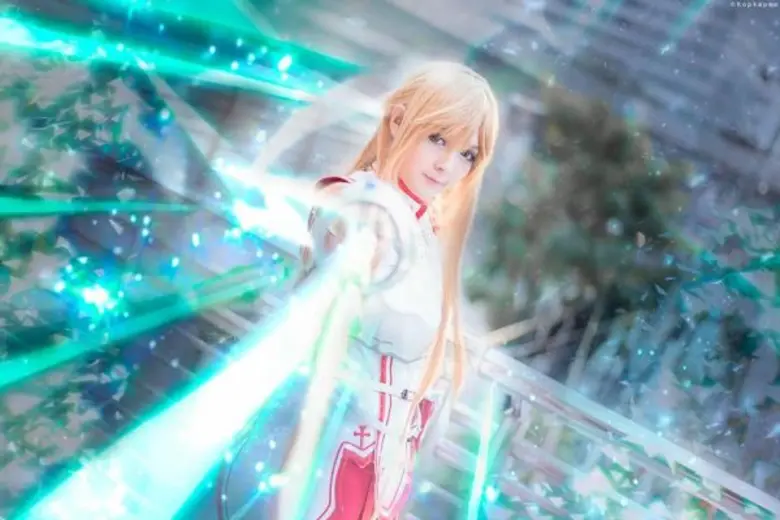 DJ TalkTalk เตรียมตัวเดินแบบงาน GSL2016 พร้อมกับไฮไลท์พบกับ “ดีเจเมสซี่เจ”