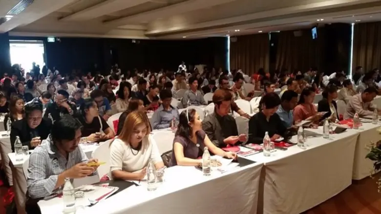 กลุ่มทรู ได้รับเกียรติจาก คุณอนุชิต ตระกู...