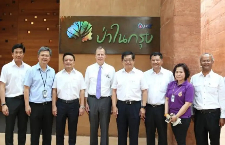 นายเทวินทร์ วงศ์วานิช ประธานเจ้าหน้าที่บร...