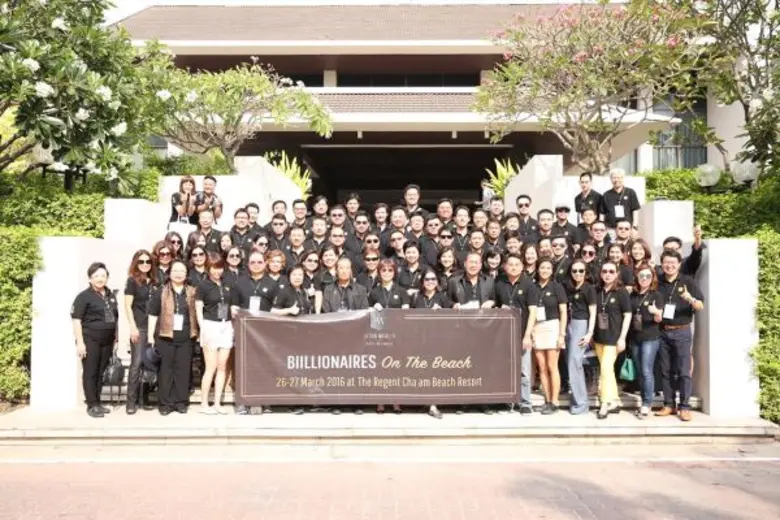 ปิยะมาน เตชะไพบูลย์ นายกสมาคมเศรษฐศาสตร์ ...