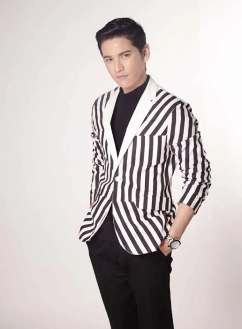 ฟินจิกหมอนไปตามๆ กัน สำหรับซีรี่ส์สุดฟิน ...