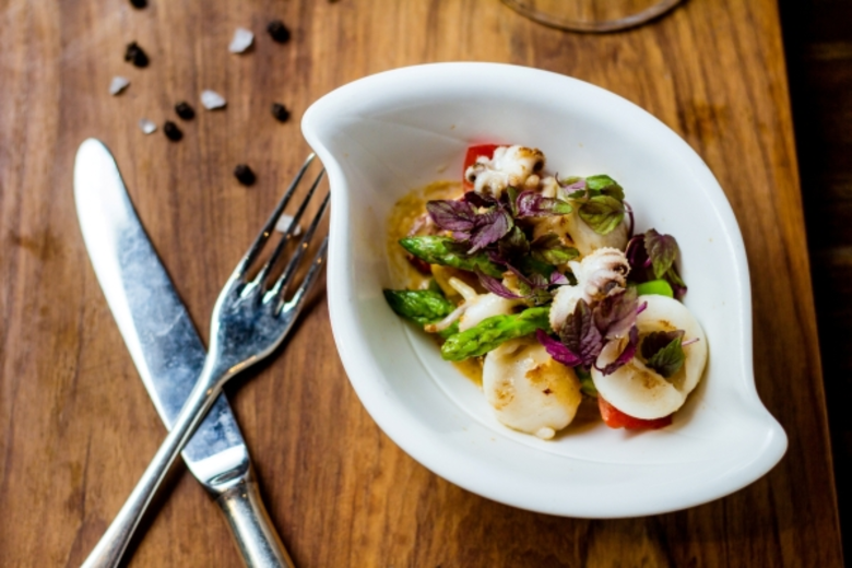 ตลอดเดือนเมษายน 2559 ทุกวันเวลา 8.00 – 23...