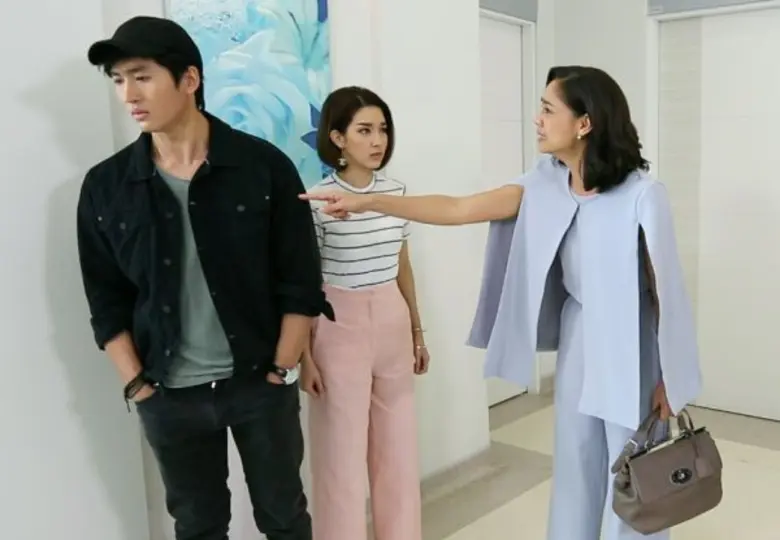 “ไนกี้” ซาดิสต์!! ขอ “นก” ตบจริง