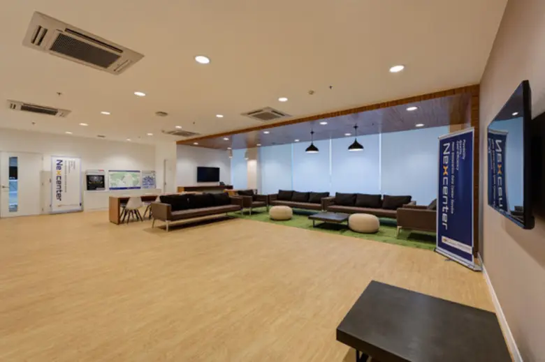 เอ็นทีที คอมมิวนิเคชั่นส์ (ประเทศไทย) ผู้...