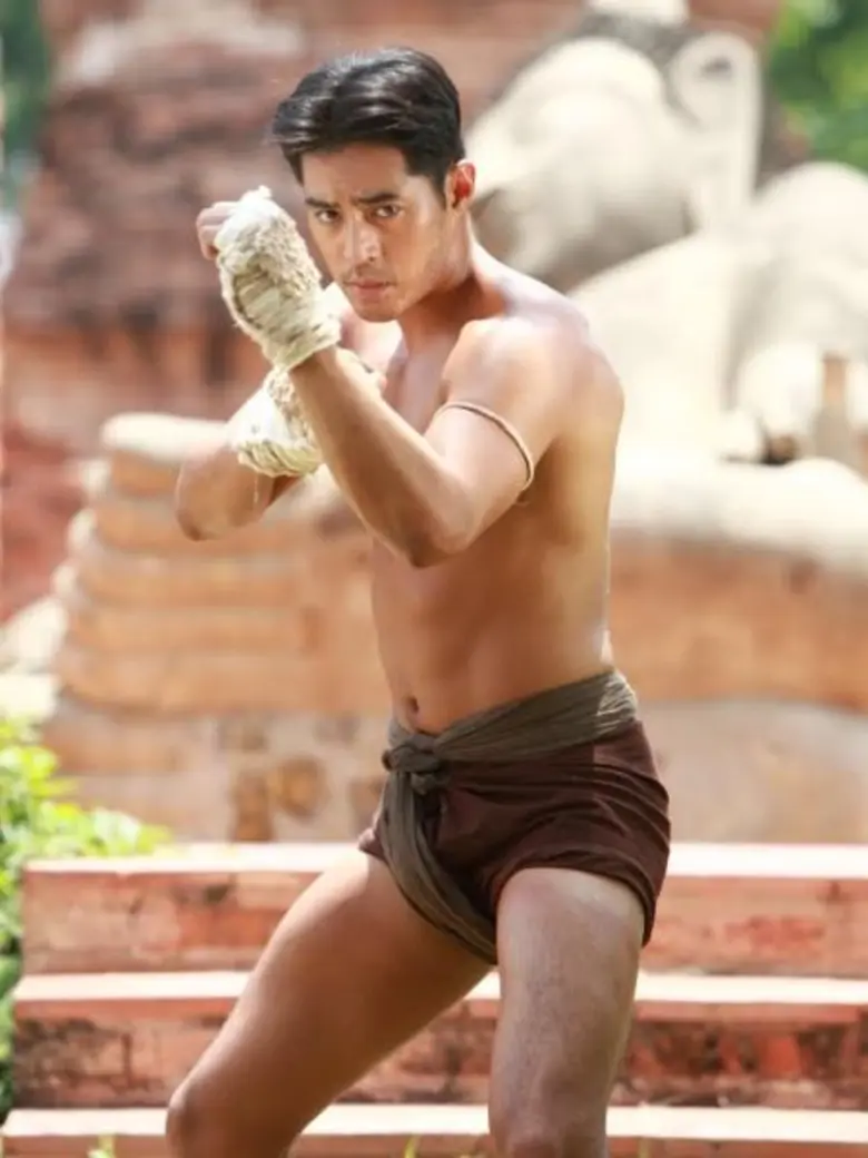 ถ้าพูดถึงพระเอกคิวบู๊ที่กำลังมาแรงอยู่ตอน...