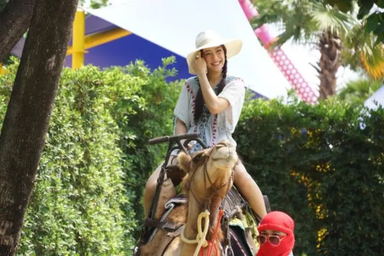 ทีวีไกด์: รายการ "คลับมันตรา" พารับร้อน แหล่งท่องเที่ยวสำหรับครอบครัว รีวิวเครื่องสำอางค์อินเทรนด์ “เจลสักคิ้ว 6 มิติ”