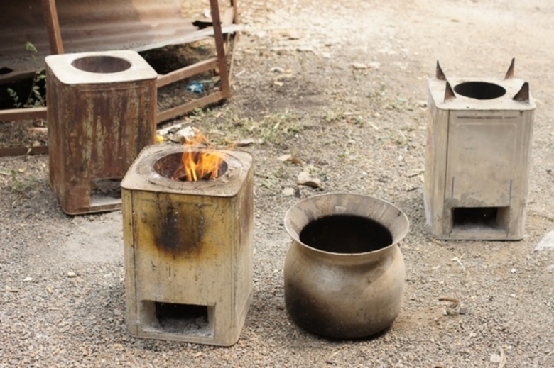 พบชุมชนสุดเจ๋ง เปลี่ยน "ปี๊บเก่า เป็นเตาเบอร์ 5" นวัตกรรมจากธนาคารขยะ บ้านนาซำจวง หนองบัวลำภู