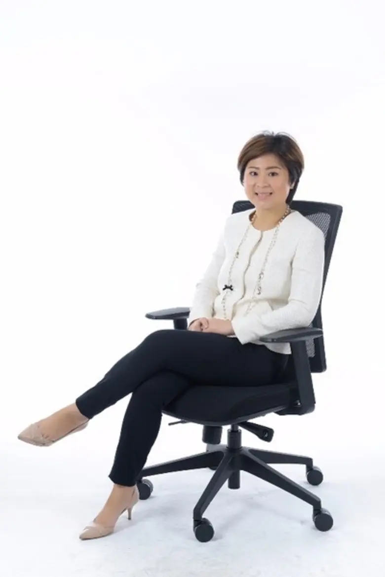 • ส่งมอบแล้ว 30 คันแรก • การสั่งซื้อครั้ง...