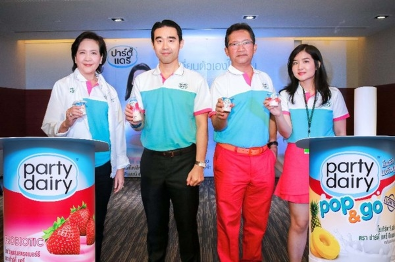 นายอัศวิน เตชะเจริญวิกุล ประธานเจ้าหน้าที...